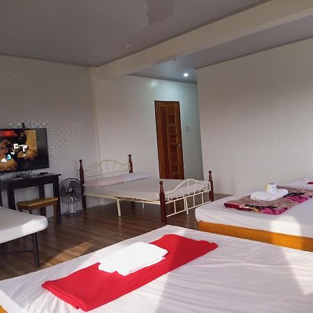 Villa Casa Camba, Barangay Bued Аламинос Екстериор снимка